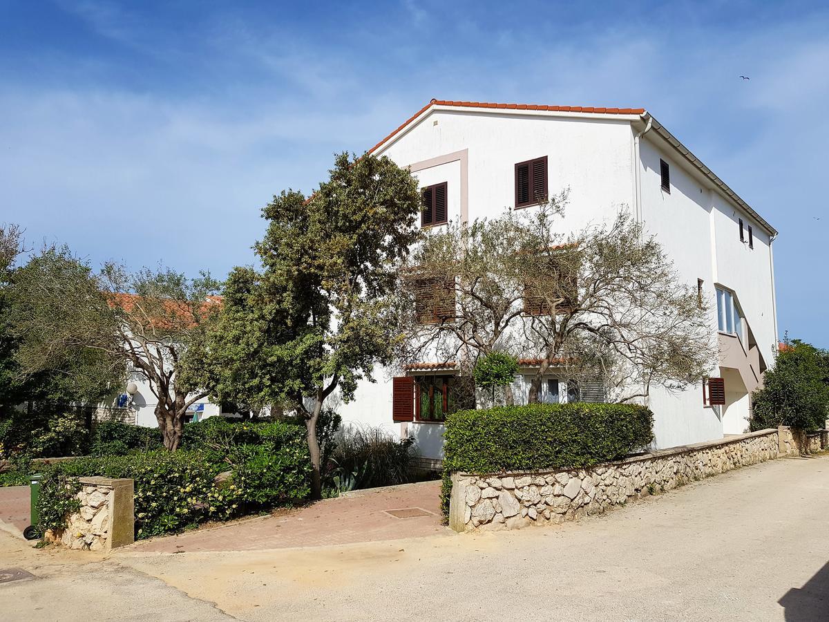 Apartments Monica Novalja Exterior foto